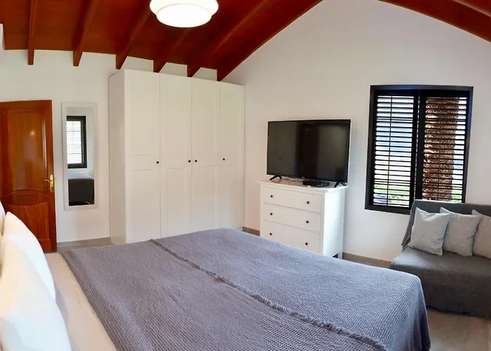Villa Fataga - Unique Villa With Heated Pool